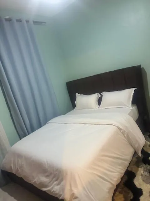 アパート Kosu Homes カンパラ
